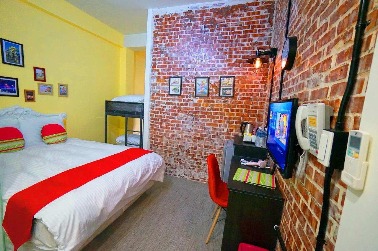 Laichite Hotel Love River Kaohsiung Extérieur photo